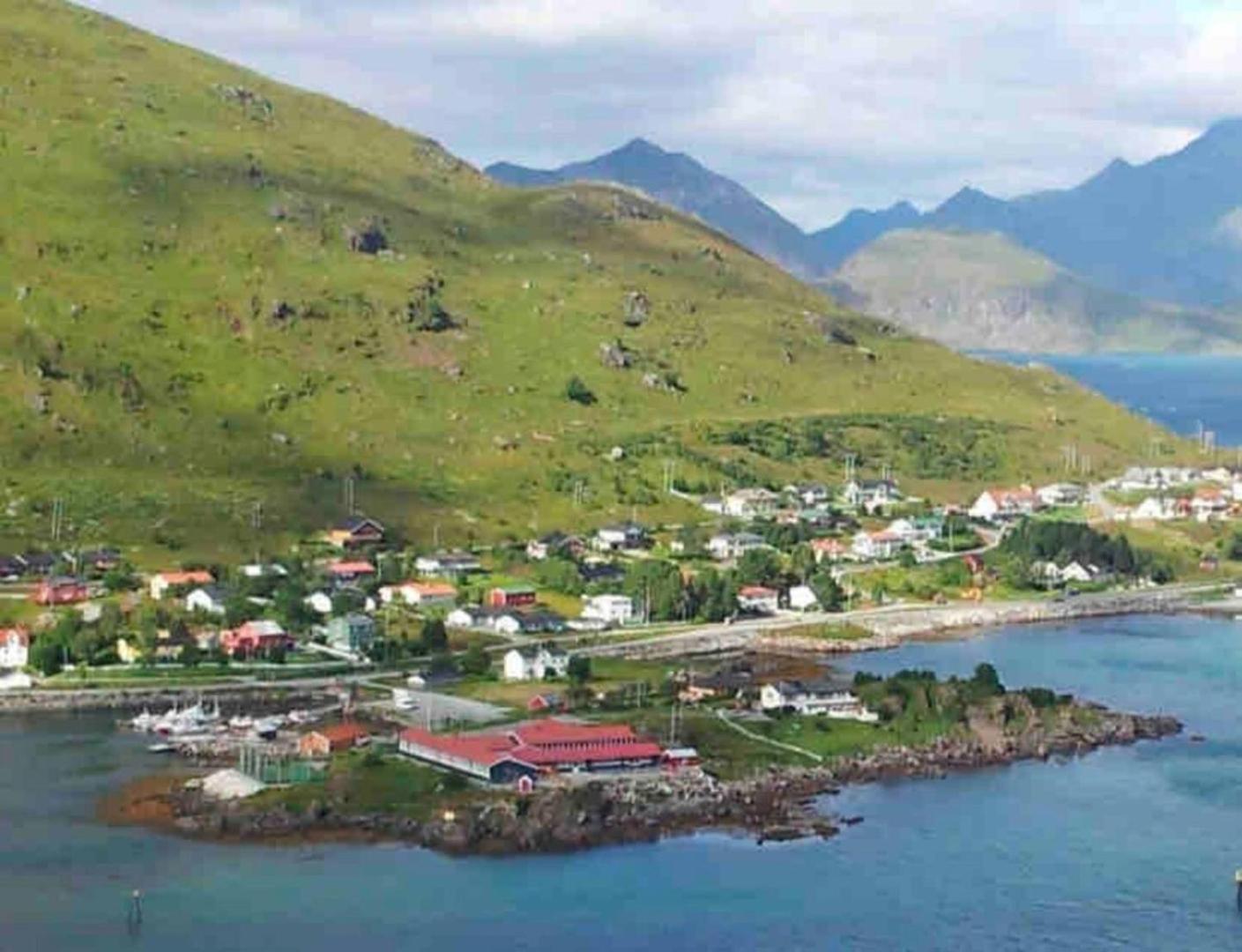 Big House In Amazing Napp, Lofoten Exterior photo