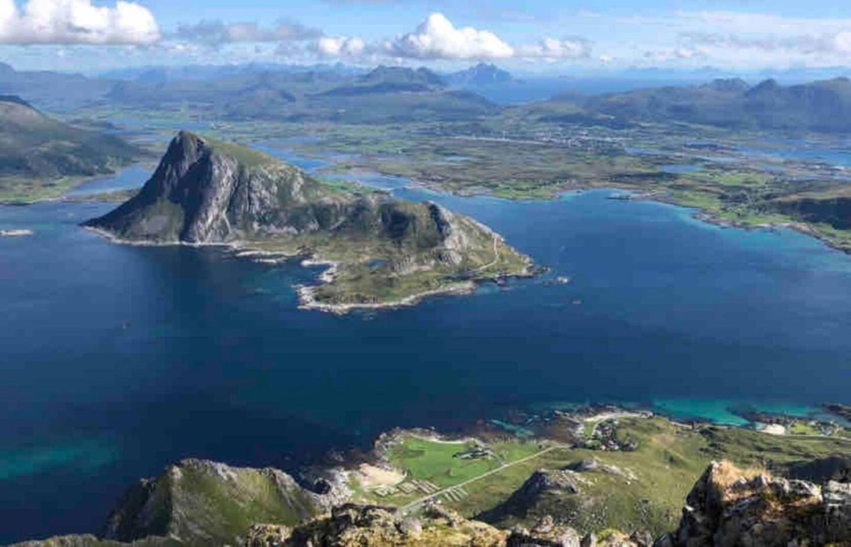 Big House In Amazing Napp, Lofoten Exterior photo